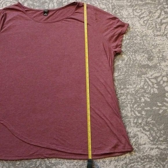 Women's plus size super soft short sleeved top with button detail - Picture 6 of 7